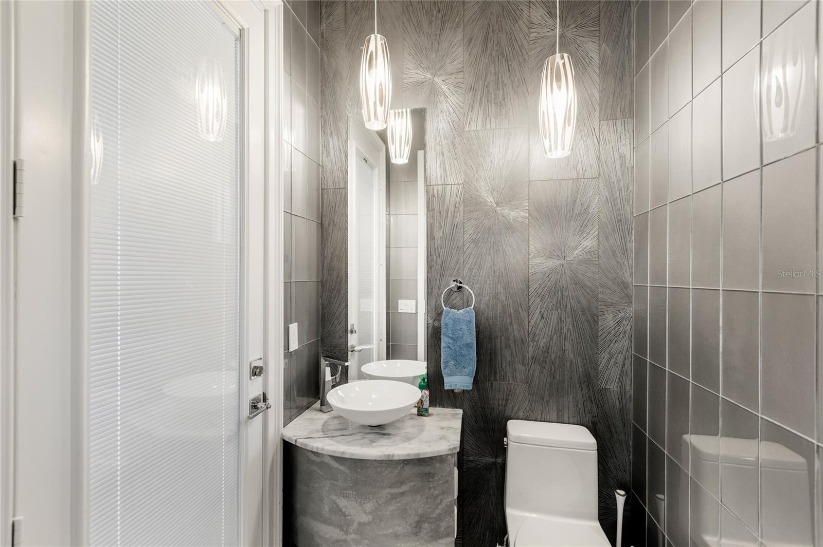 KEENES POINTE UT 06 50 95 - Residential