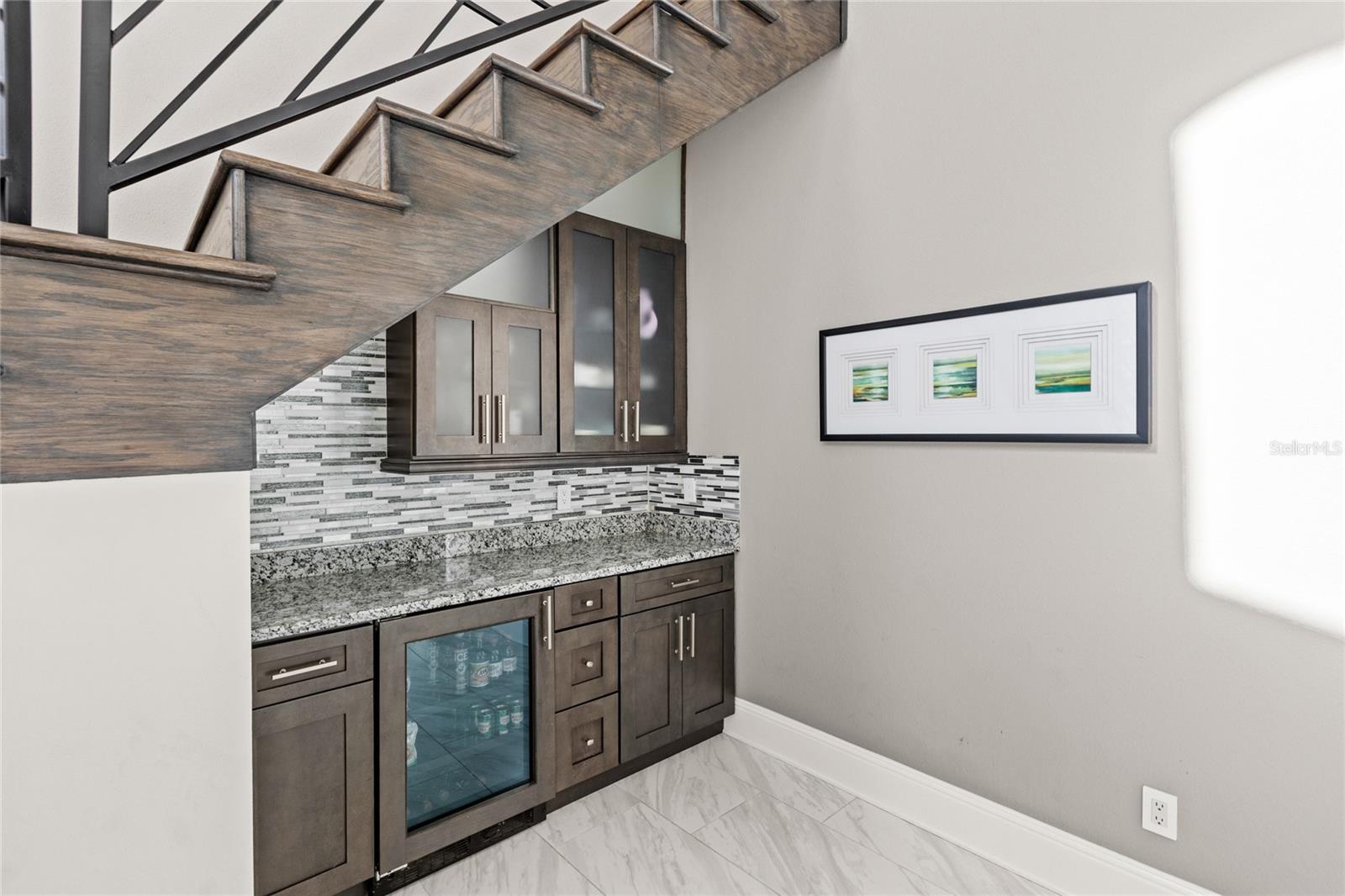 KEENES POINTE UT 06 50 95 - Residential