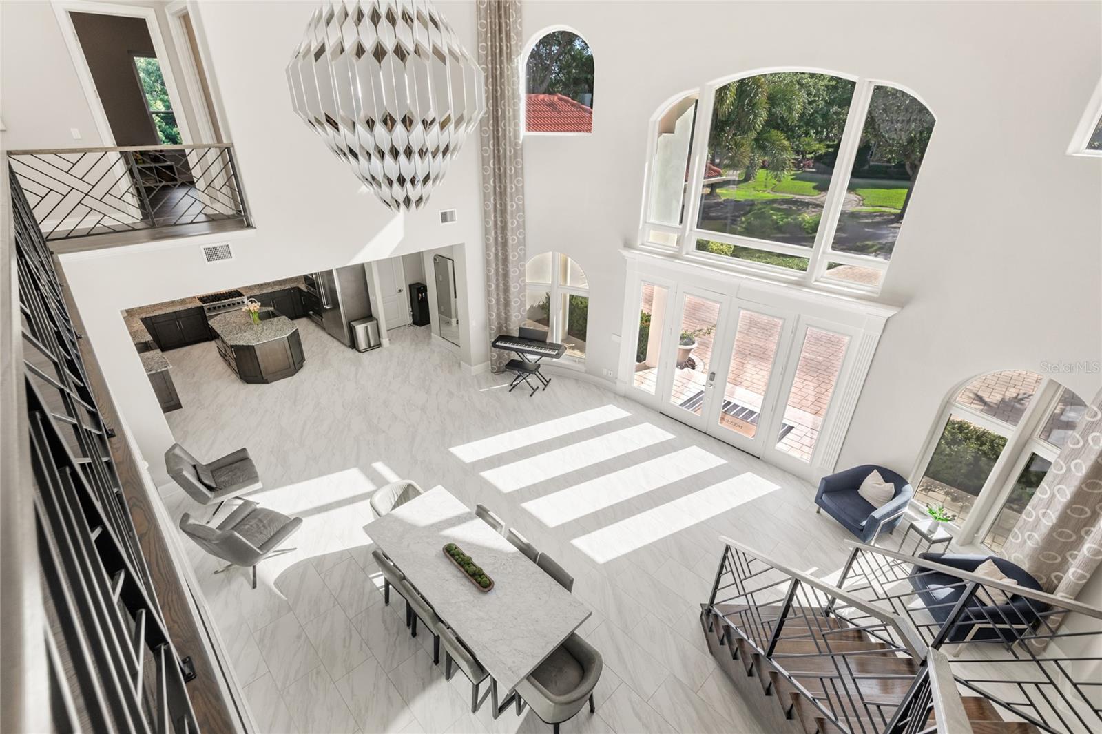 KEENES POINTE UT 06 50 95 - Residential