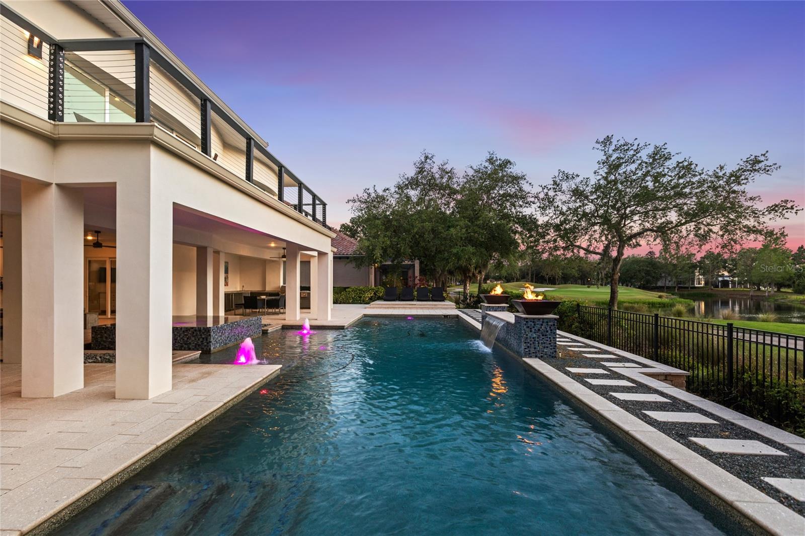 KEENES POINTE UT 06 50 95 - Residential