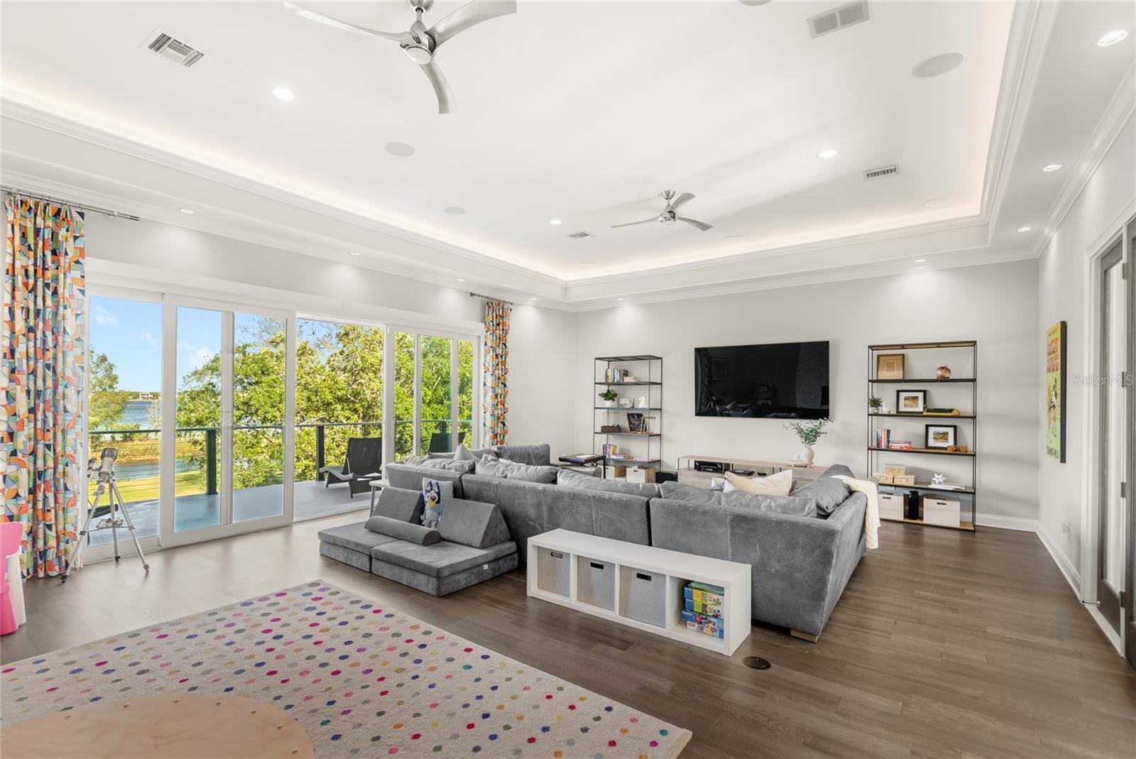 KEENES POINTE UT 06 50 95 - Residential