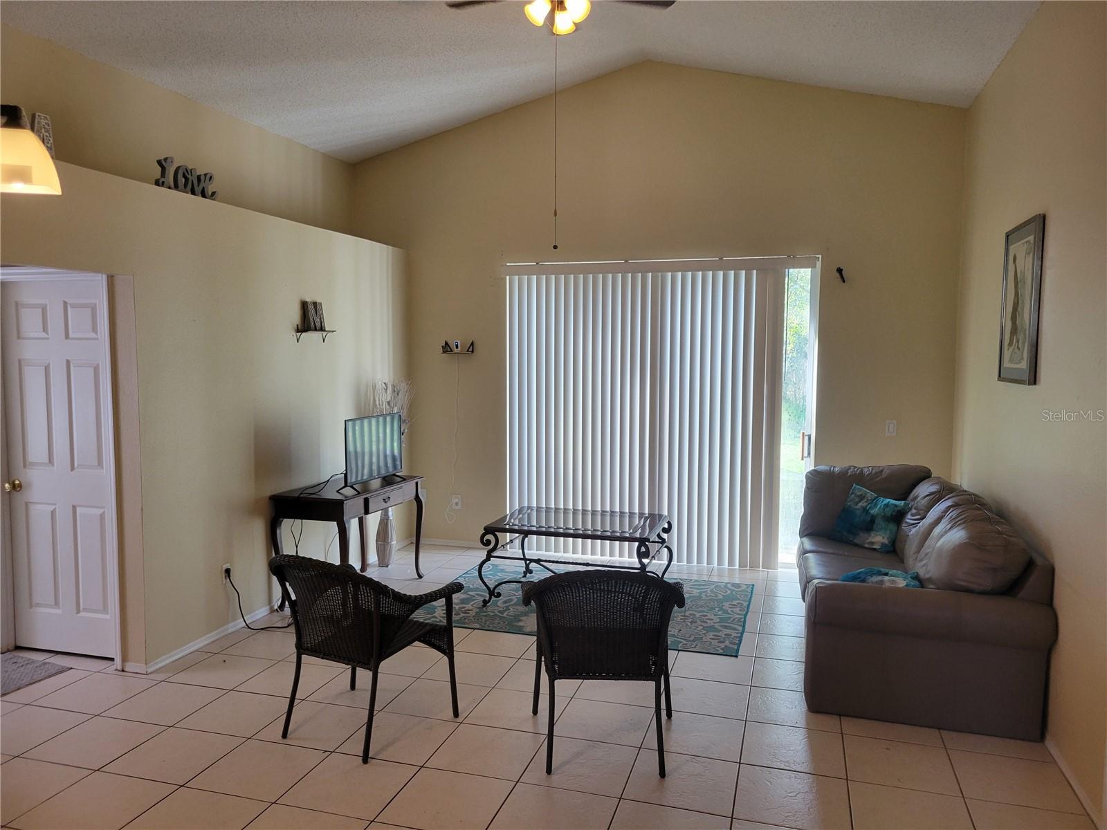 ALAFAYA WOODS PH 17 - Residential