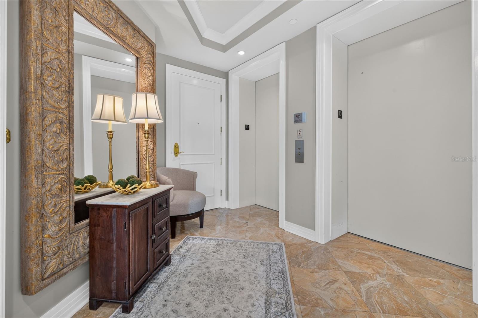 400 BEACH DRIVE NE 1004