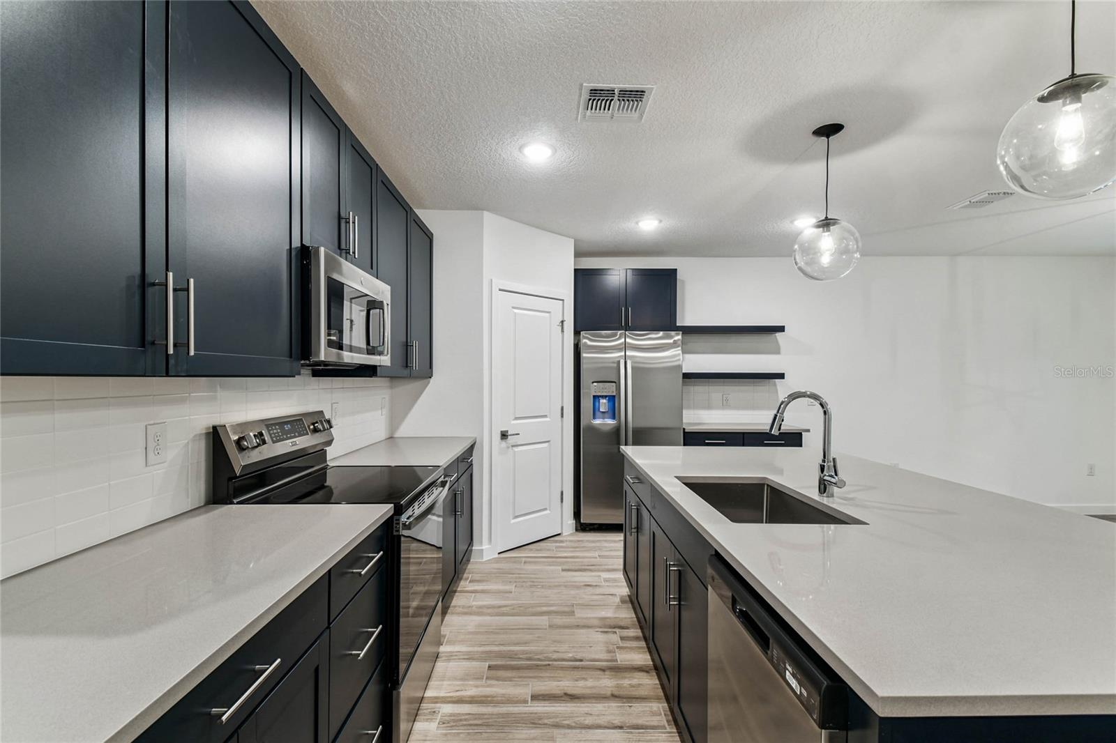 CITRUS SPGS UNIT 18 - Residential