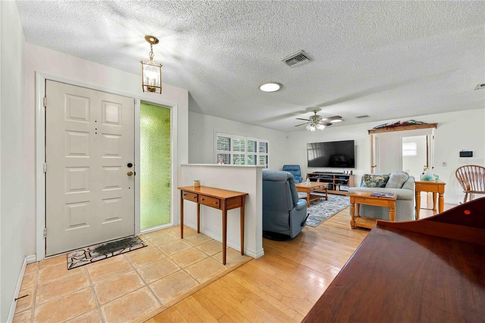3520 WHITE OAK COURT