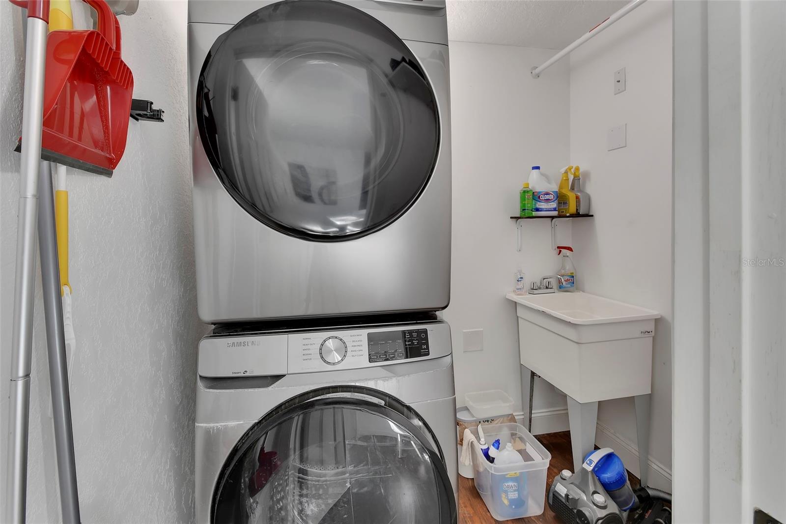 PLANTATION ESTATES UNIT 24 - Residential