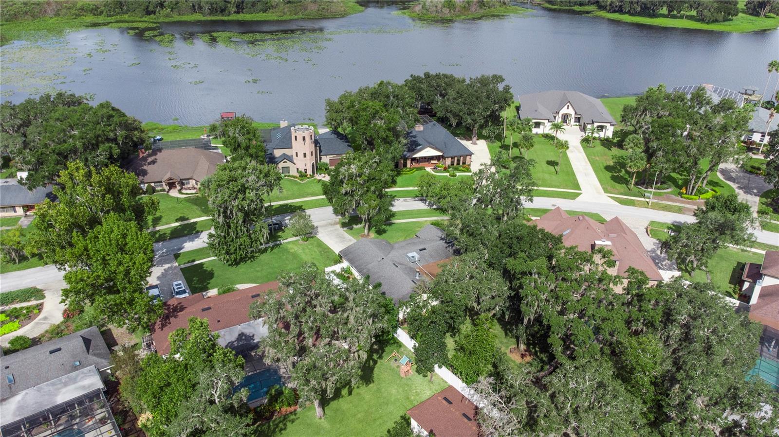 LAKE MC COY FOREST - Residential