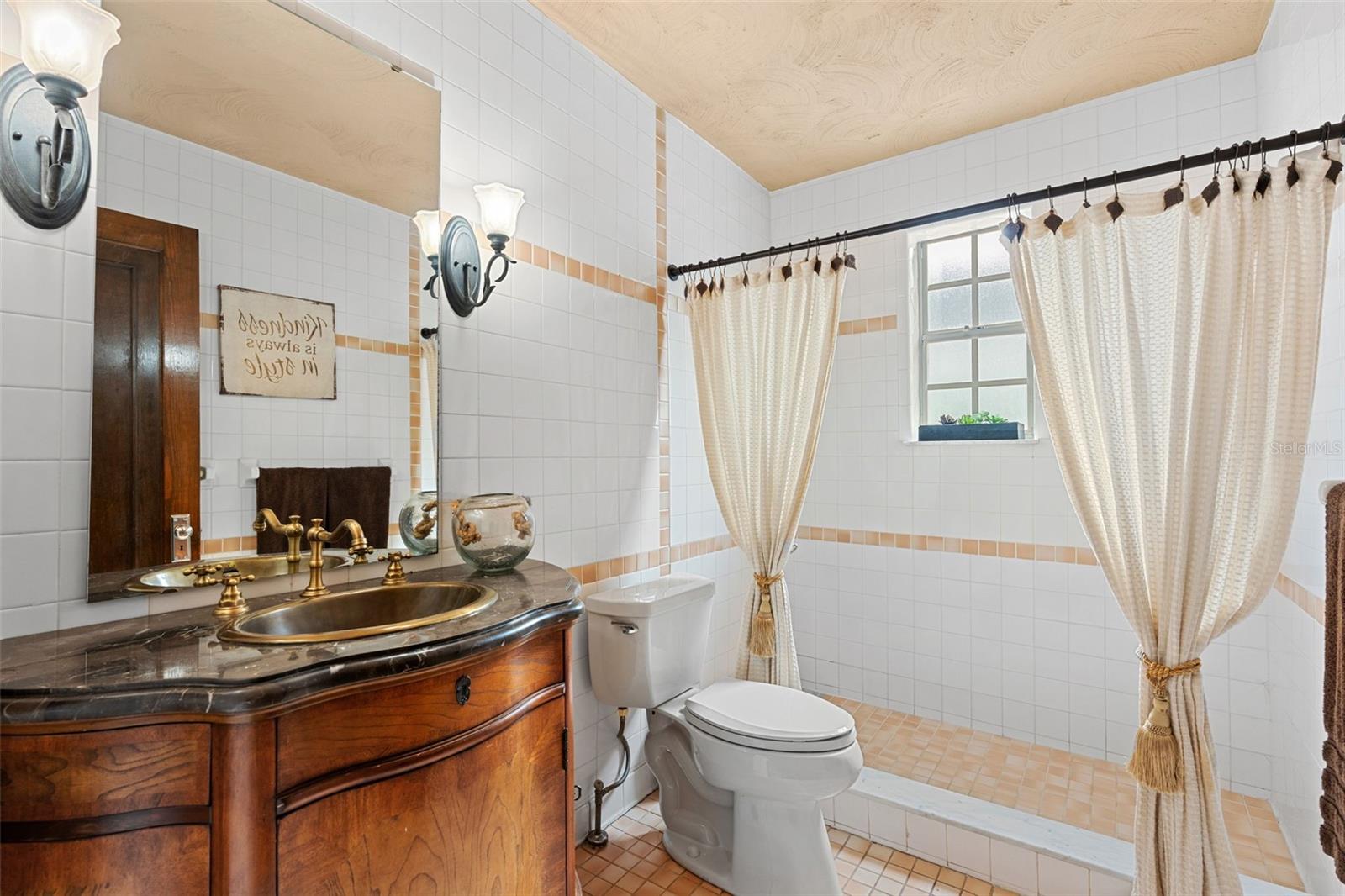 ADAIR PARK - Residential