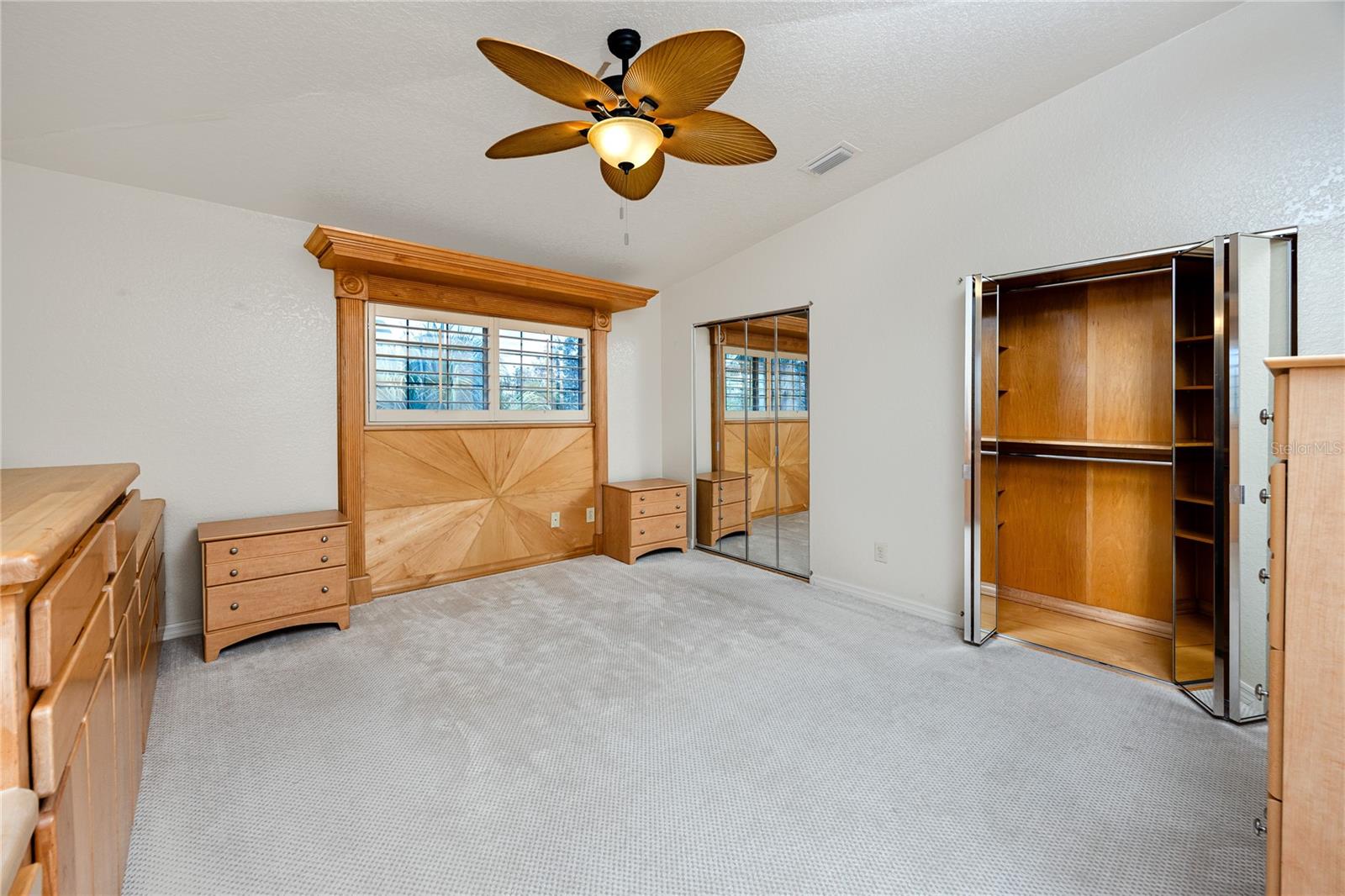 MARITANA CAY - Residential