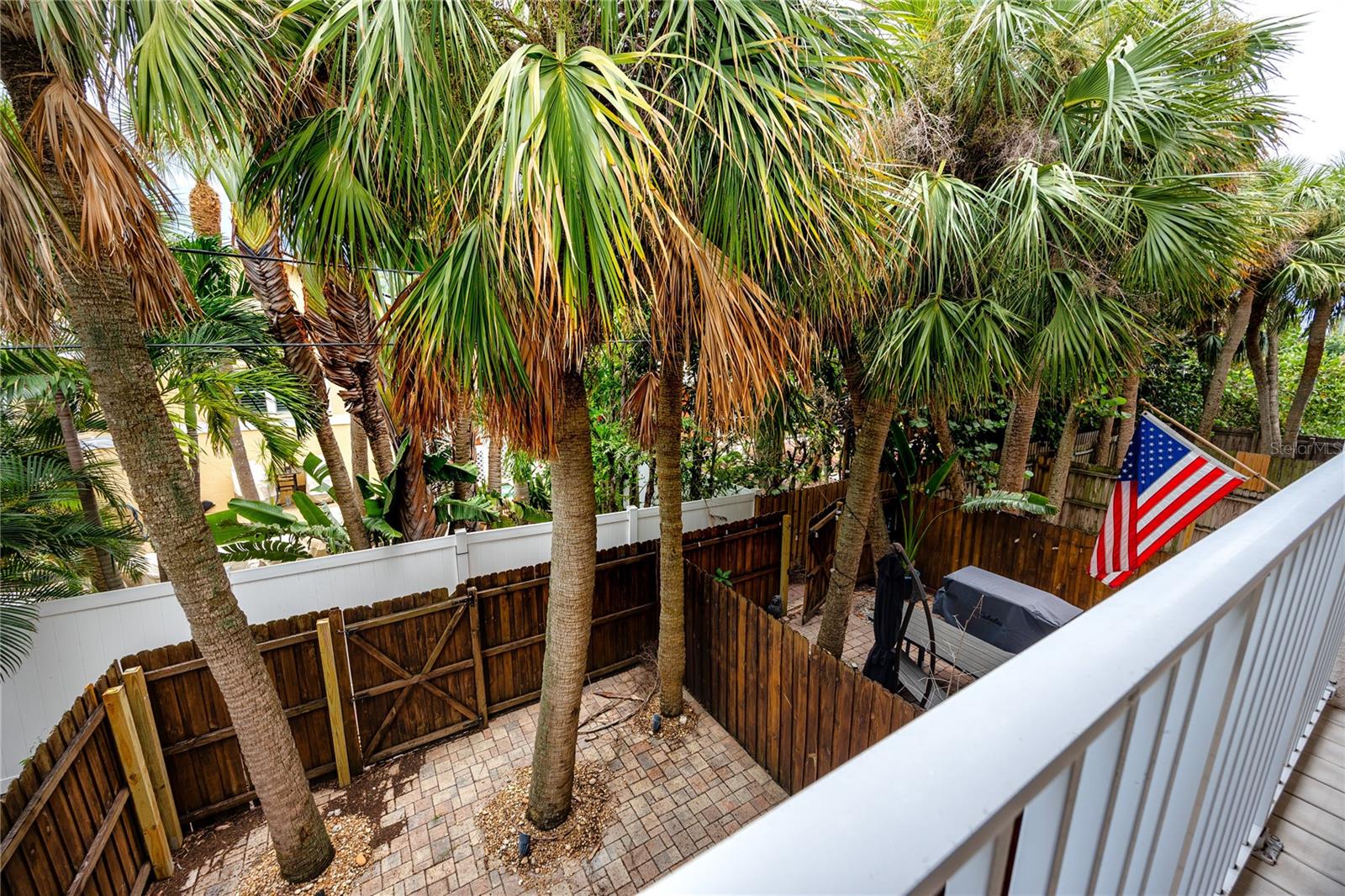 MARITANA CAY - Residential