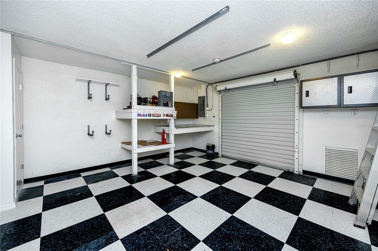 MARITANA CAY - Residential