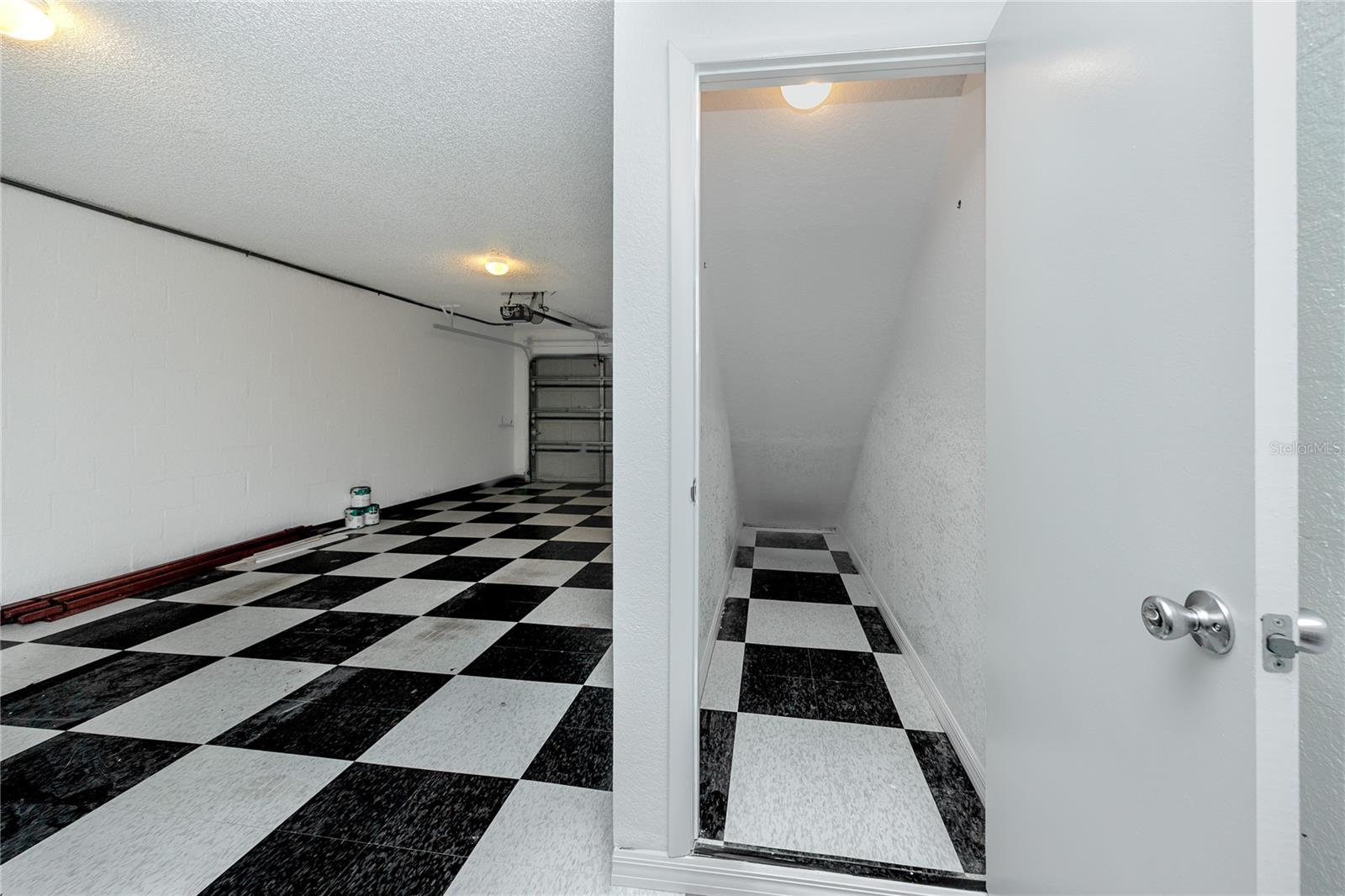 MARITANA CAY - Residential