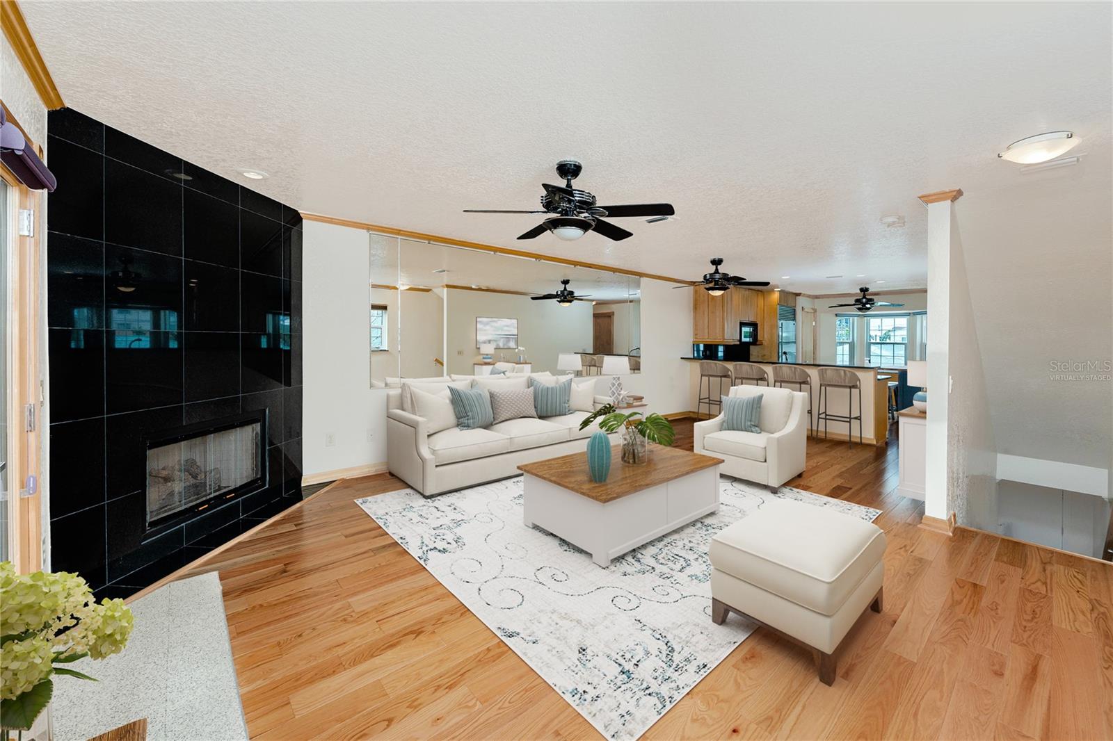 MARITANA CAY - Residential