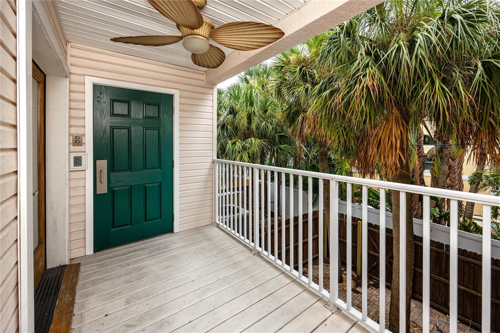 MARITANA CAY - Residential