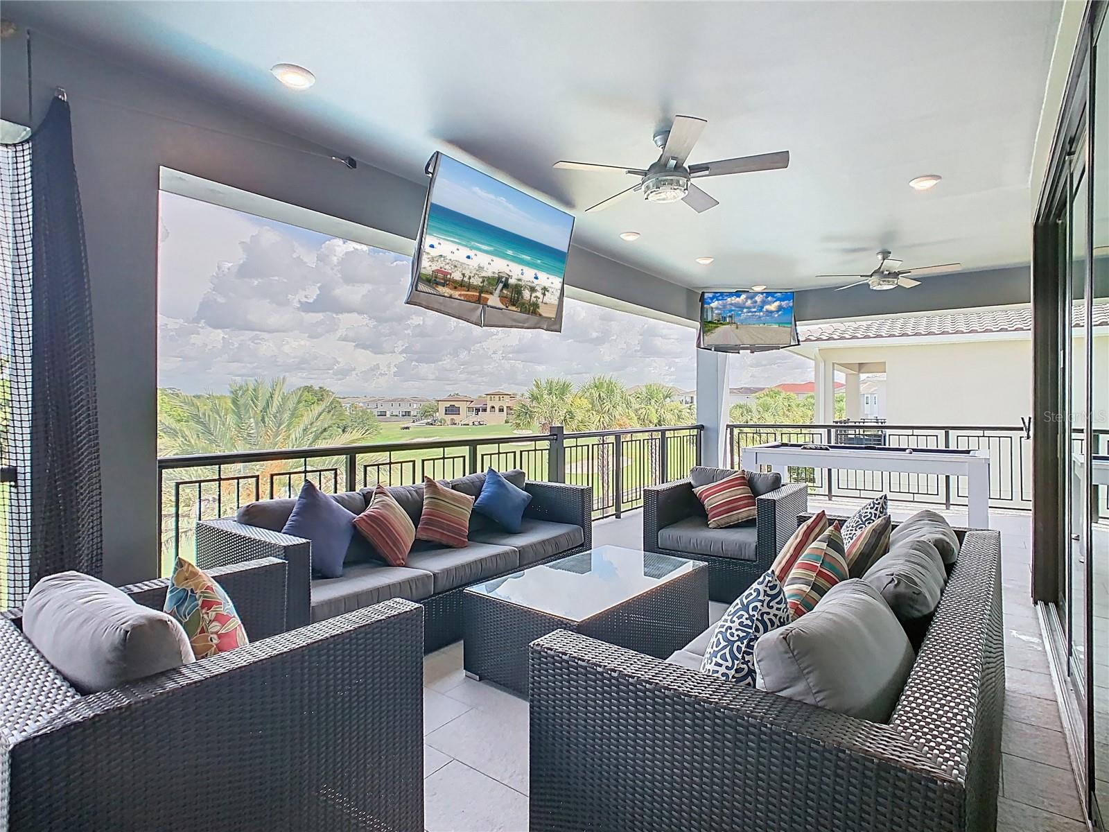 REUNION WEST FAIRWAYS 17 & 18 REP - Residential