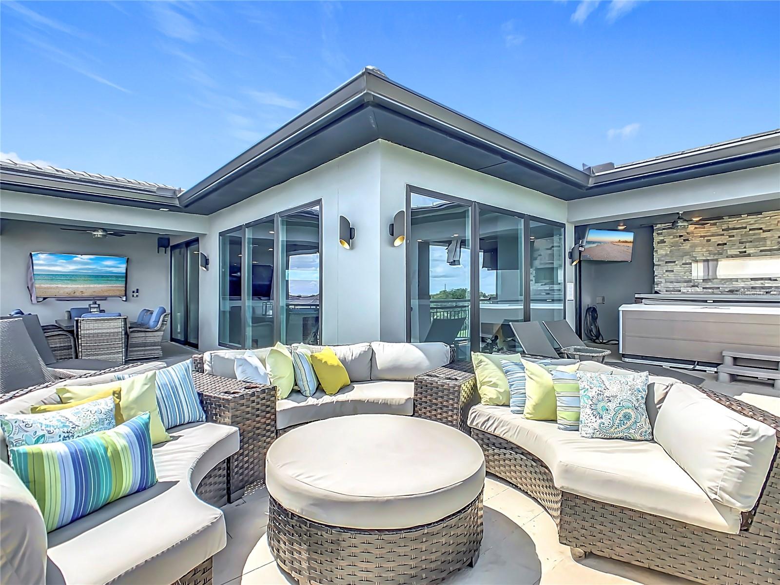 REUNION WEST FAIRWAYS 17 & 18 REP - Residential