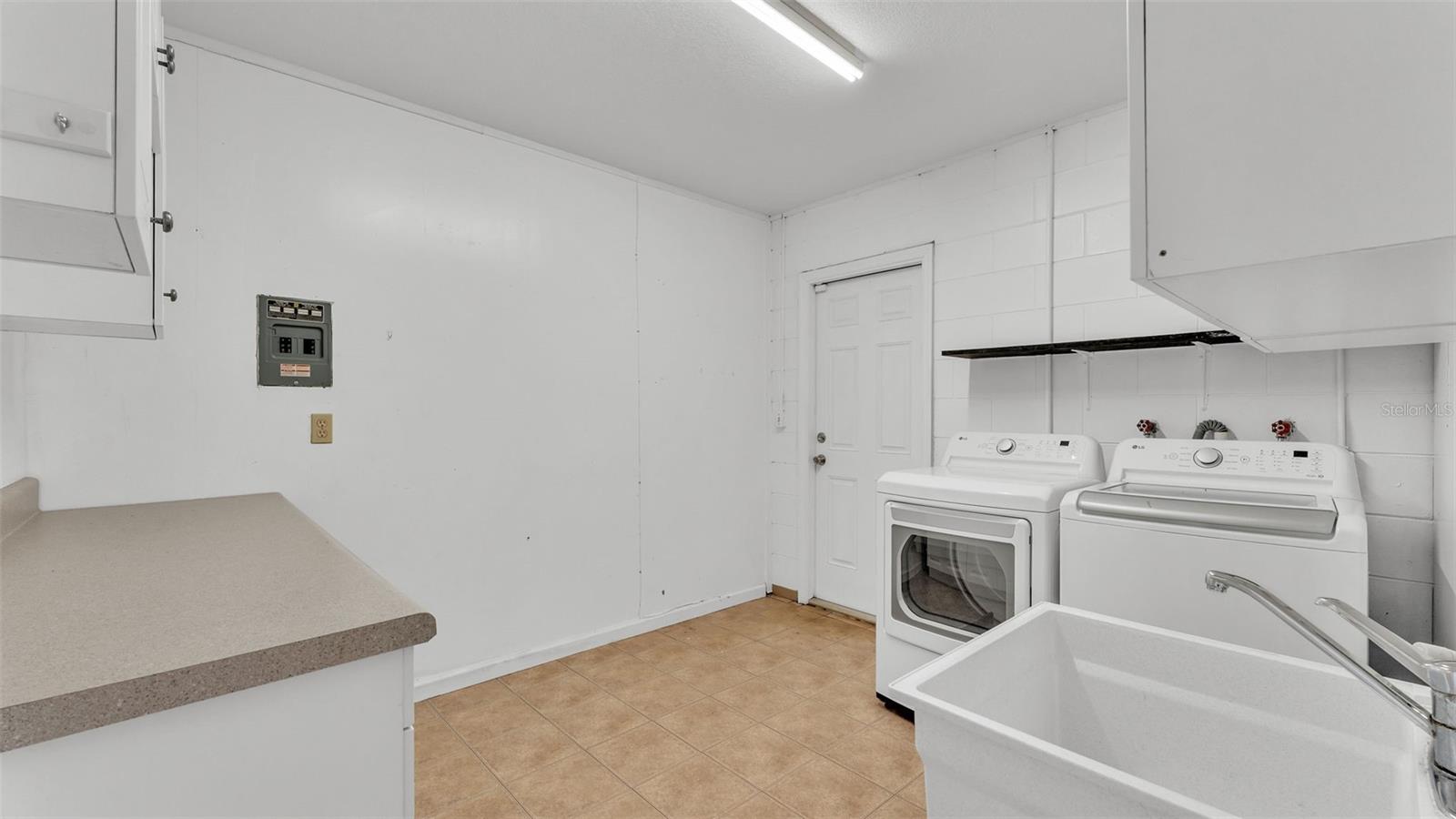 LAKE REGION PARADISE IS - Residential