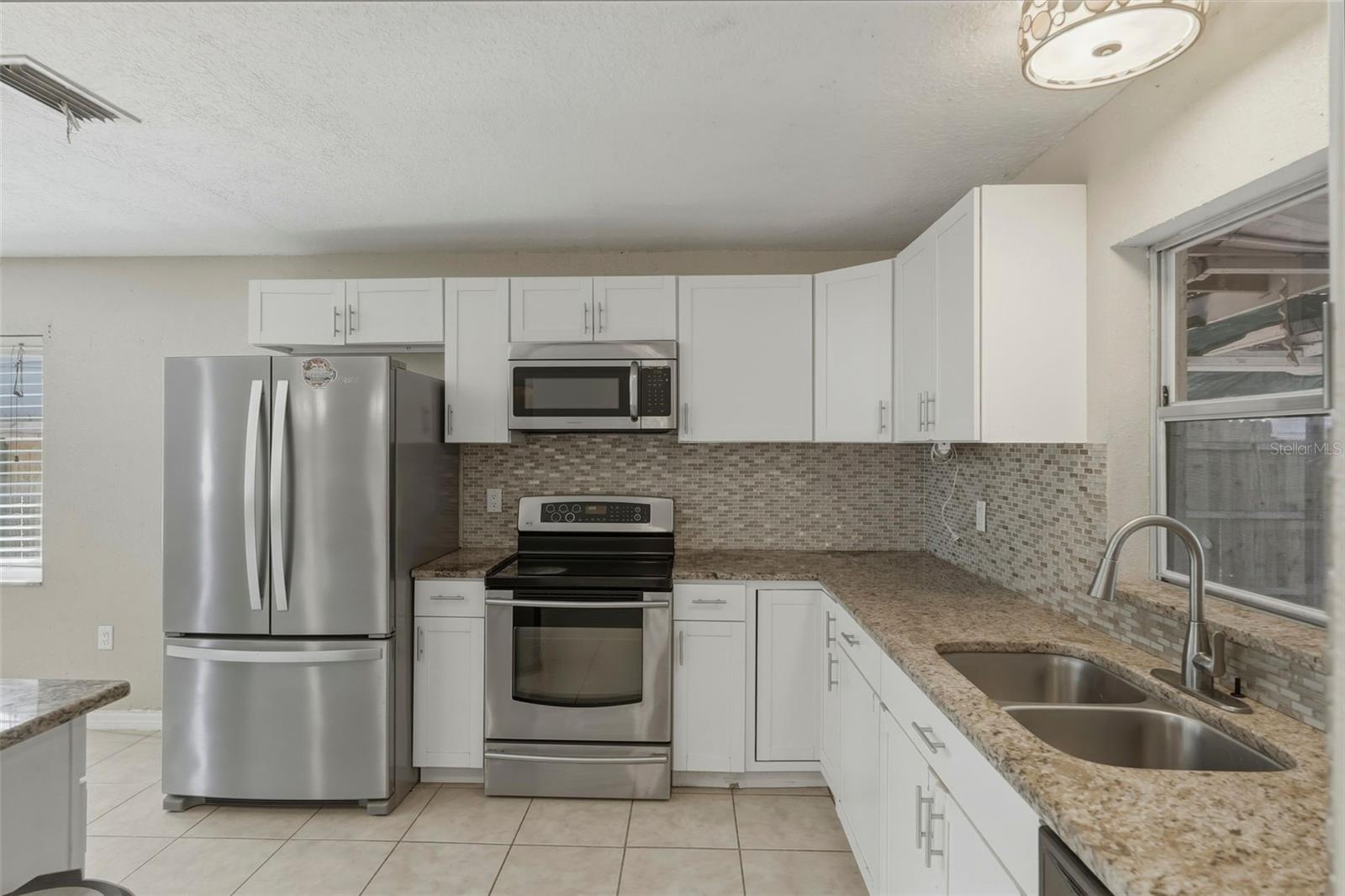 BONNIE BAY COUNTRY CLUB ESTATES-PHASE 5 - Residential