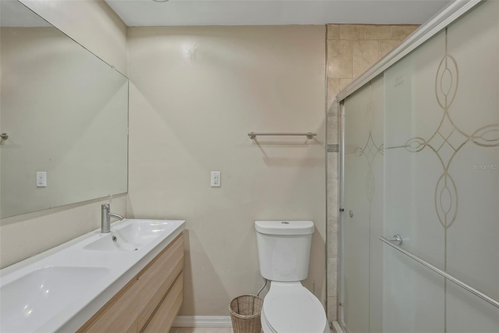 BONNIE BAY COUNTRY CLUB ESTATES-PHASE 5 - Residential