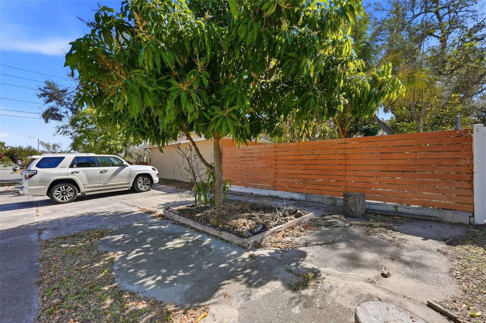 BONNIE BAY COUNTRY CLUB ESTATES-PHASE 5 - Residential