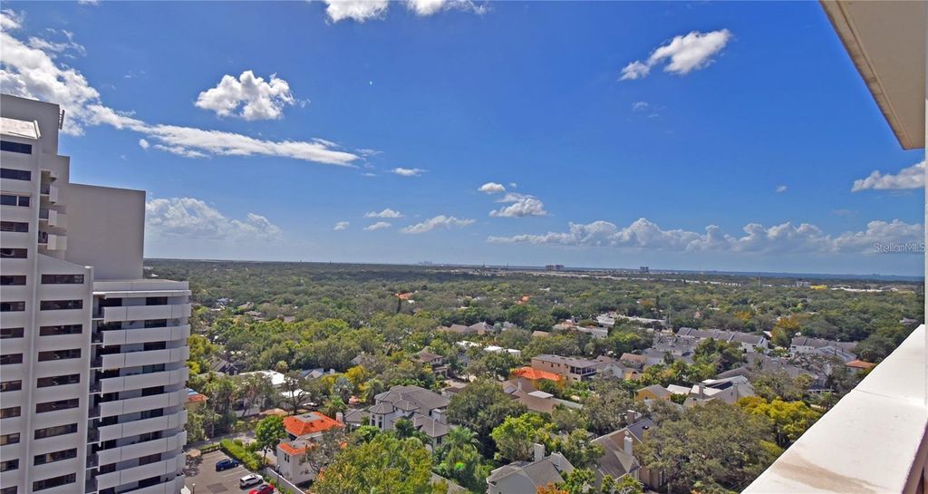 Photo of 4015 Bayshore Boulevard #17F, Tampa, FL 33611 (MLS # TB8506293)