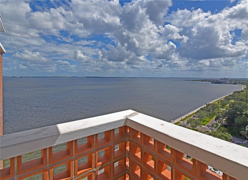 Photo of 4015 Bayshore Boulevard #17F, Tampa, FL 33611 (MLS # TB8506293)
