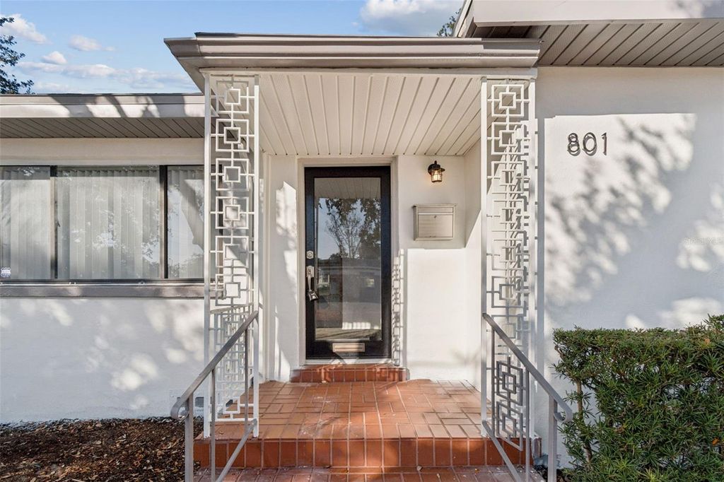 Photo of 801 49th Street N, St Petersburg, FL 33710 (MLS # TB8489491)