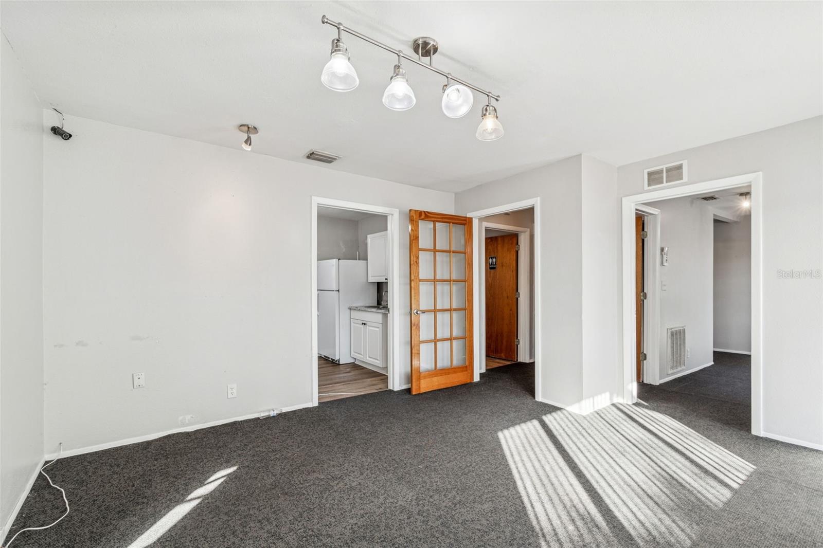 OAKWOOD WALKER REP - Residential