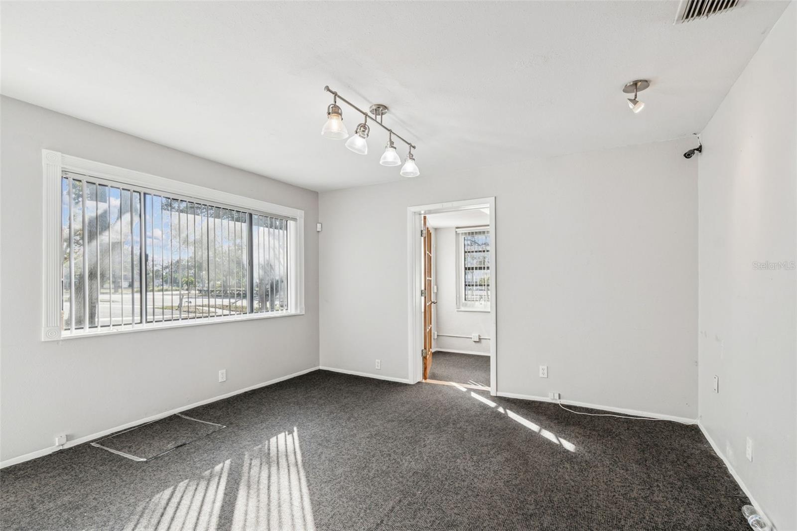 OAKWOOD WALKER REP - Residential