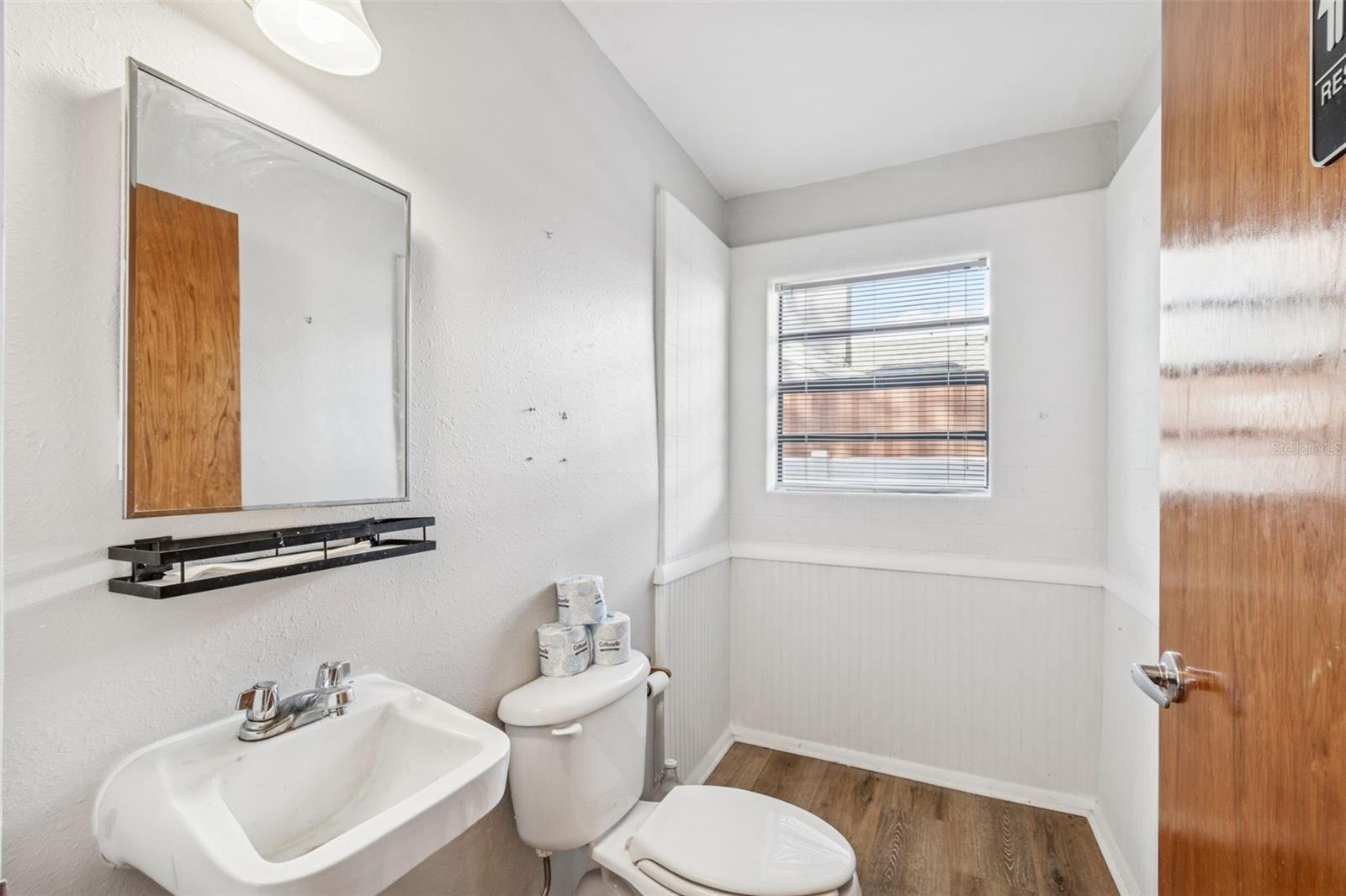 OAKWOOD WALKER REP - Residential