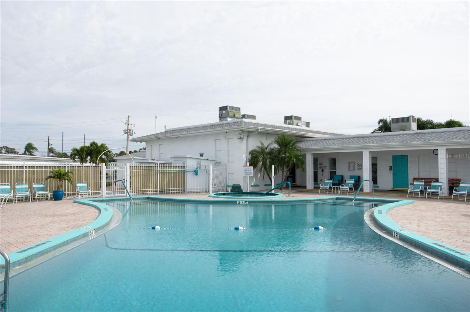 SUNSET PALMS UNREC - Residential