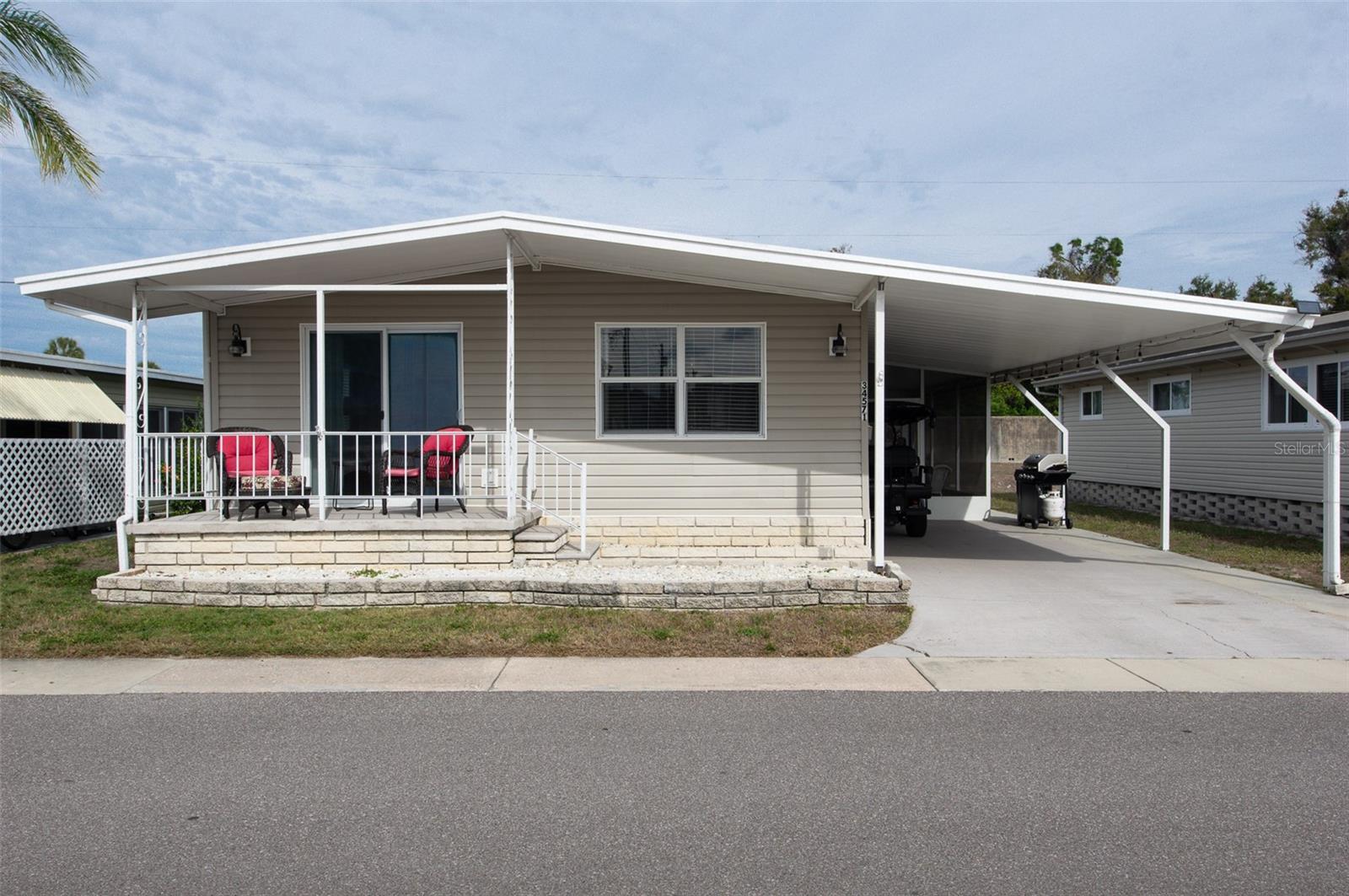 SUNSET PALMS UNREC - Residential