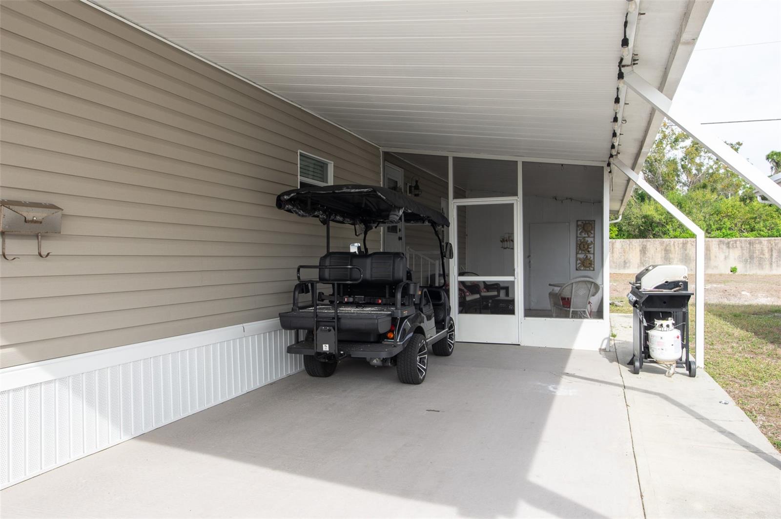 SUNSET PALMS UNREC - Residential