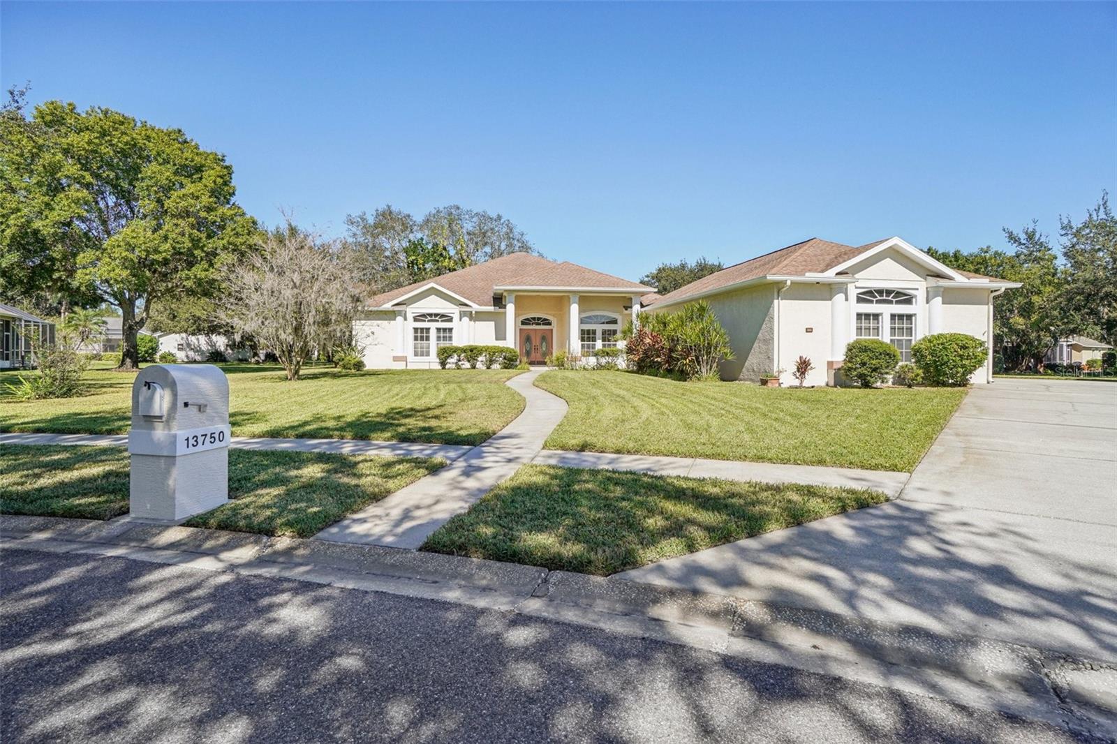 PARKER POINTE PH 01 - Residential