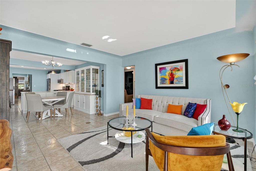 Photo of 921 Freemont Street S, Gulfport, FL 33707 (MLS # TB8412025)