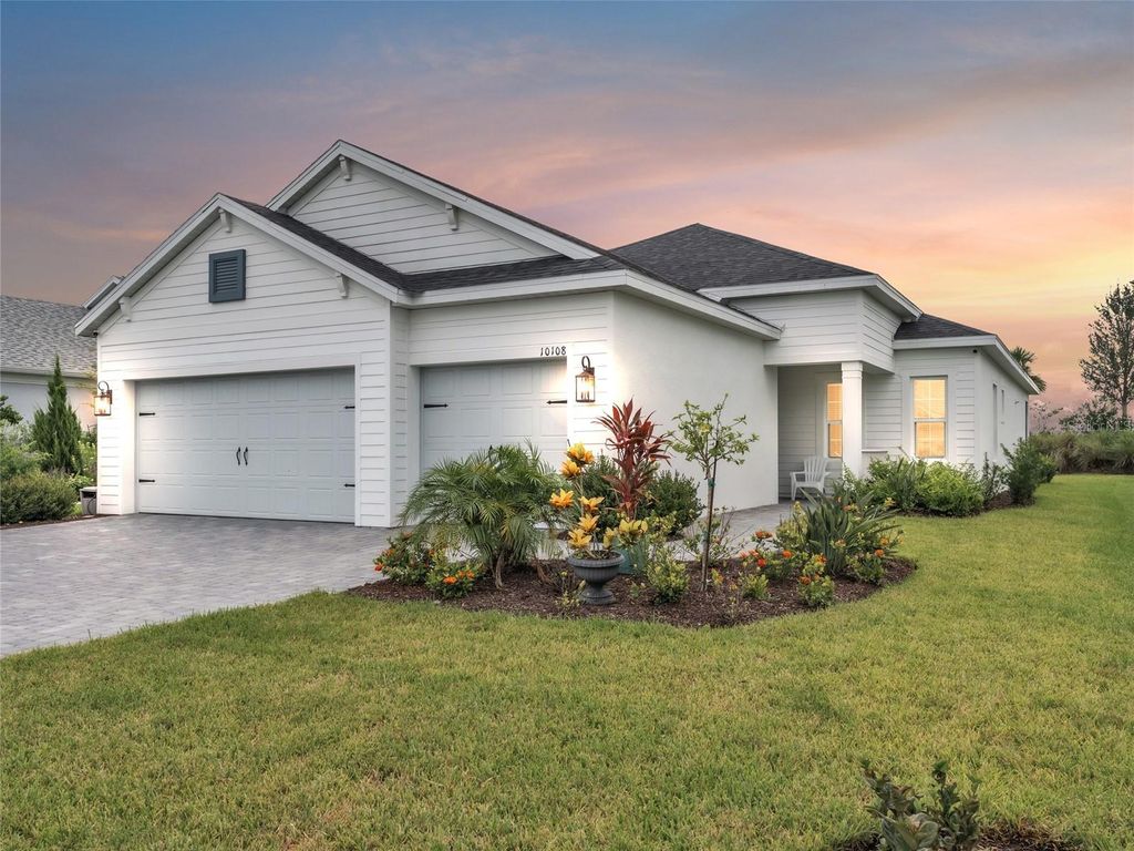 Photo of 10108 Hammock Brook Drive, Parrish, FL 34219 (MLS # TB8504300)