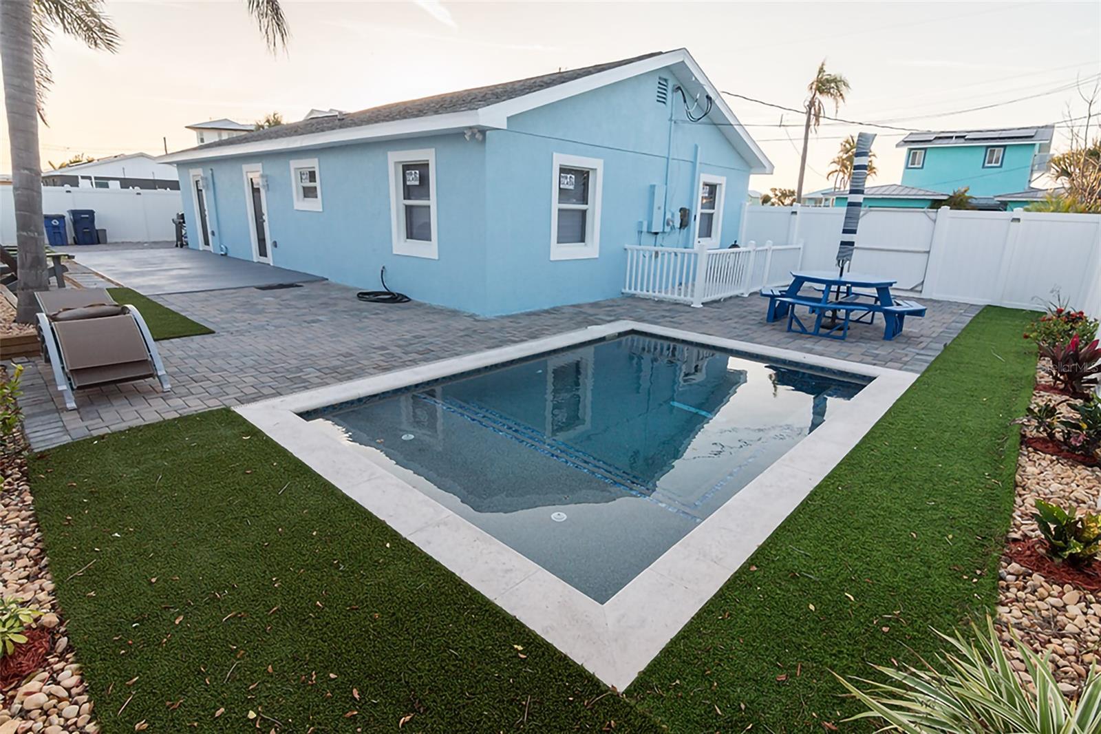 MADEIRA SHORES 1ST ADD - Residential