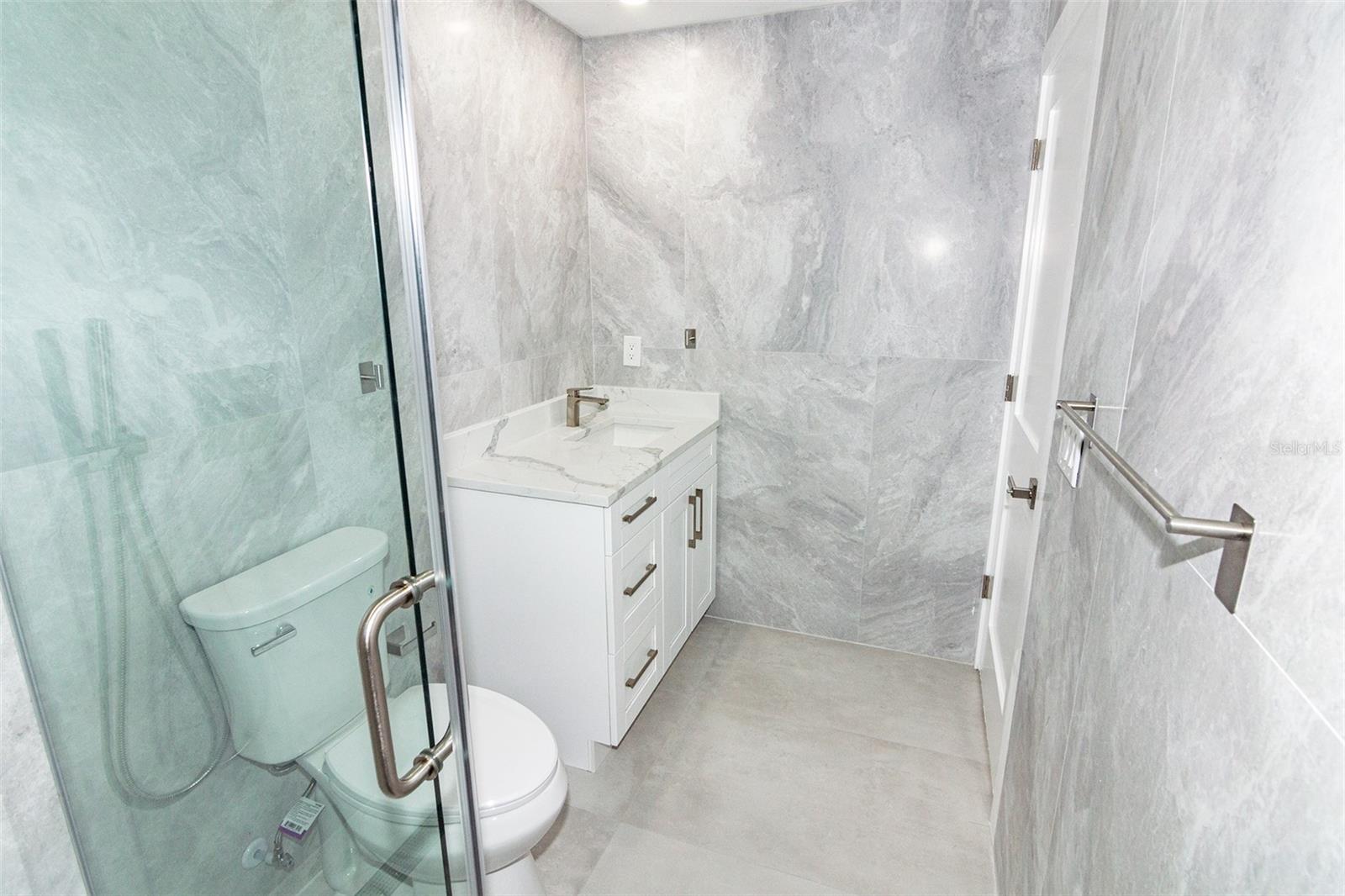 MADEIRA SHORES 1ST ADD - Residential