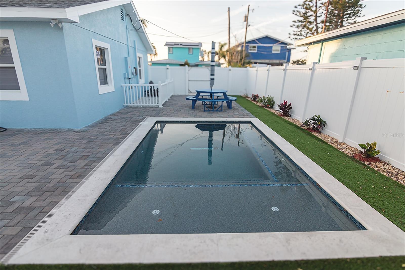 MADEIRA SHORES 1ST ADD - Residential