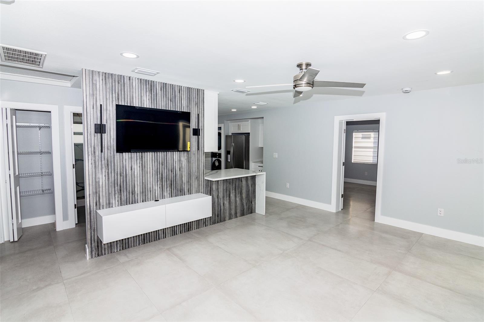 MADEIRA SHORES 1ST ADD - Residential