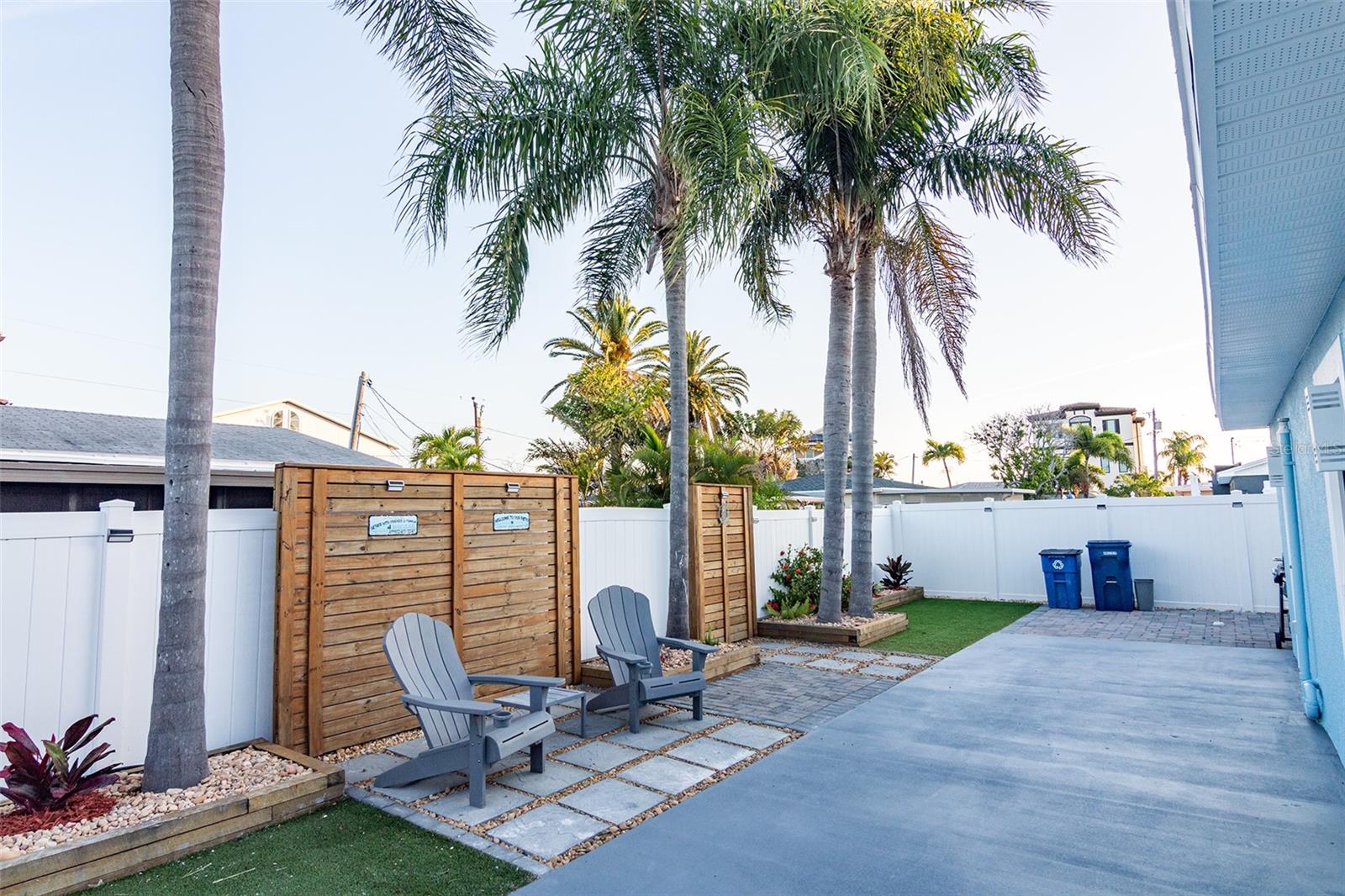 MADEIRA SHORES 1ST ADD - Residential