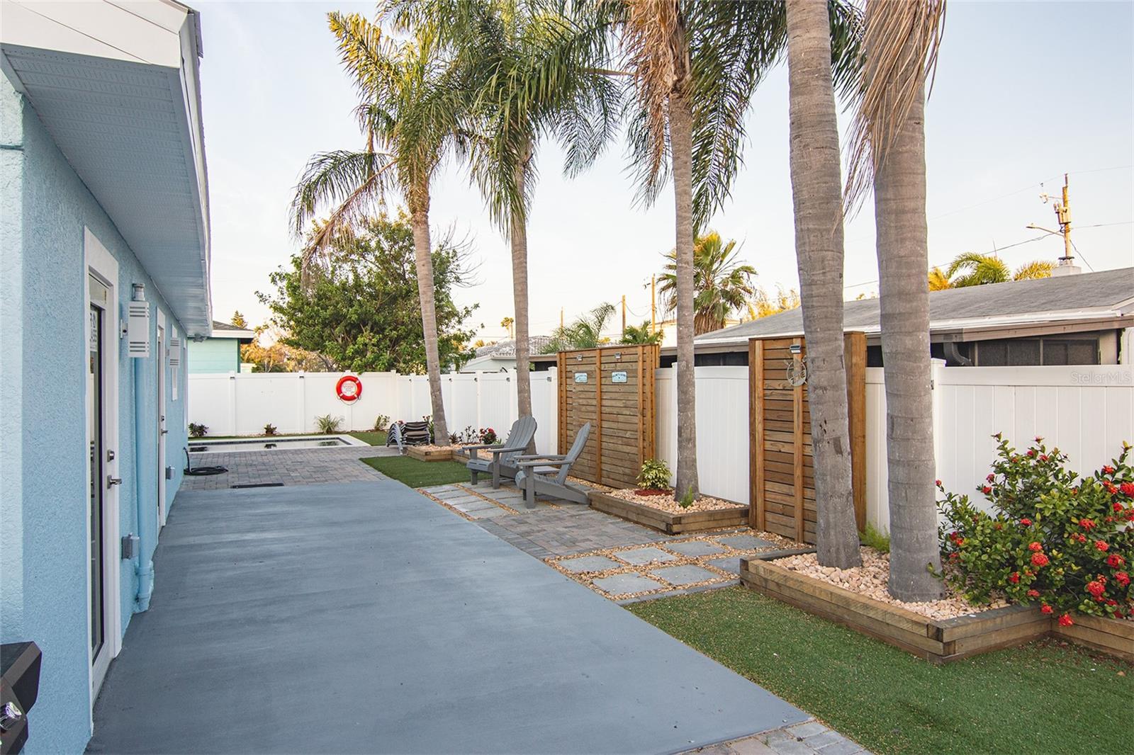 MADEIRA SHORES 1ST ADD - Residential