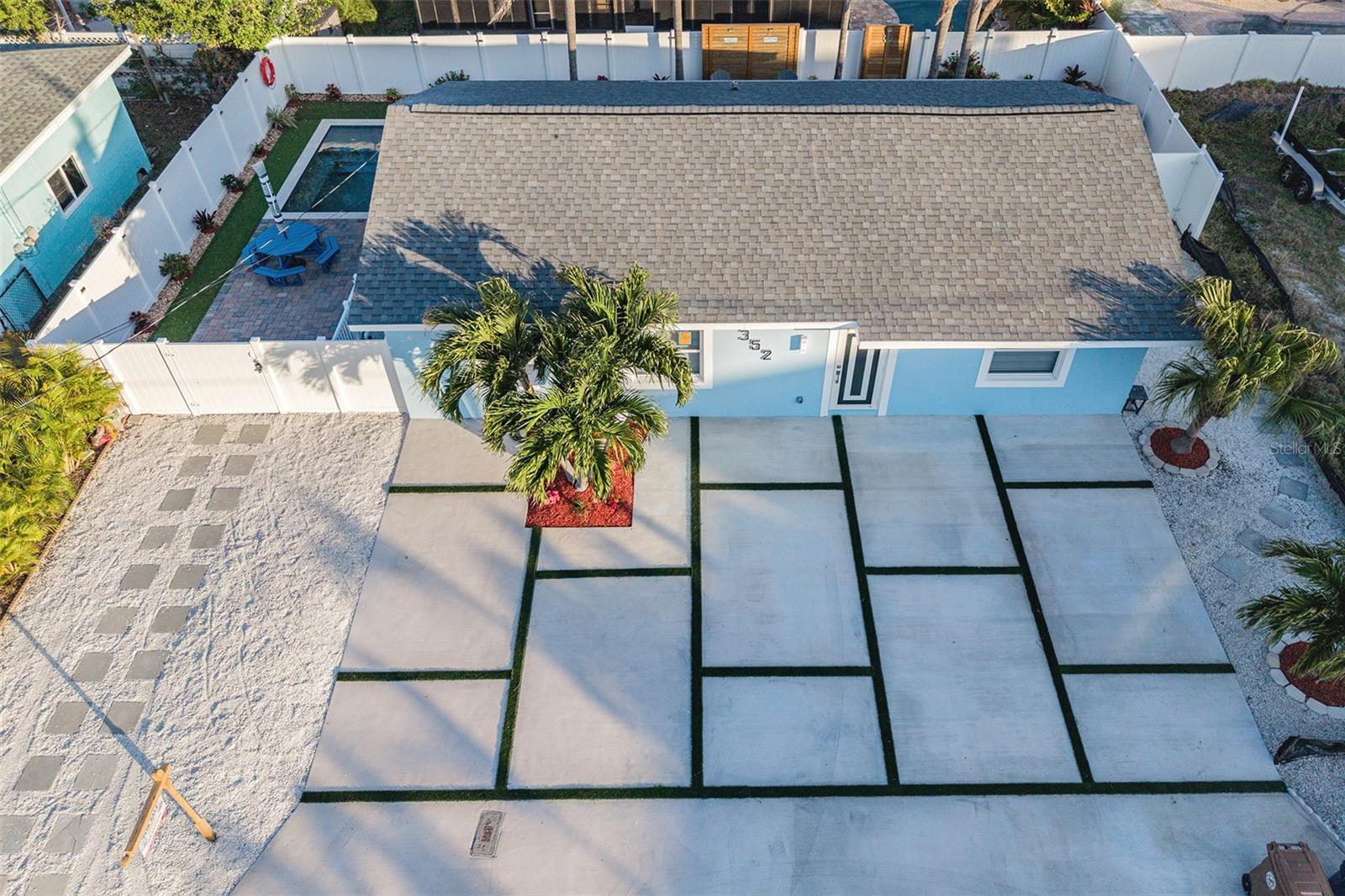 MADEIRA SHORES 1ST ADD - Residential