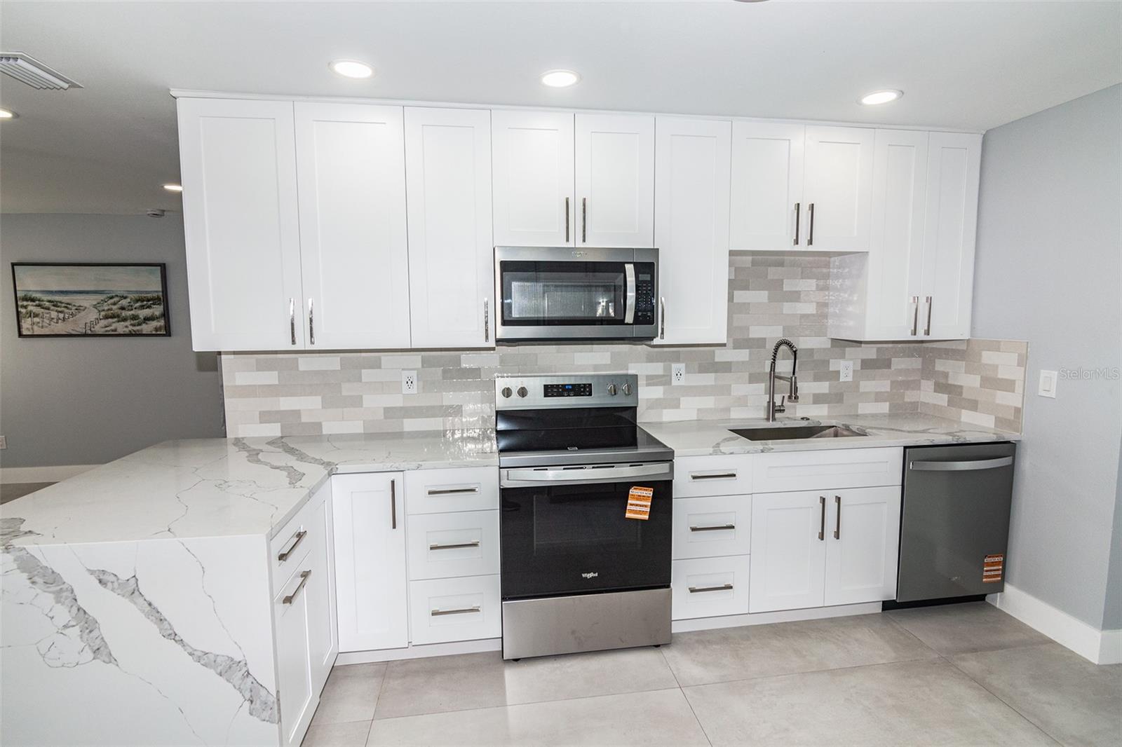 MADEIRA SHORES 1ST ADD - Residential