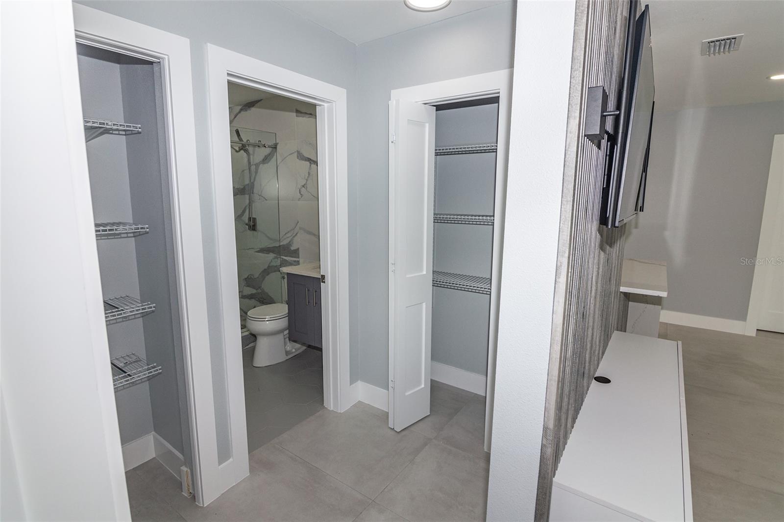 MADEIRA SHORES 1ST ADD - Residential