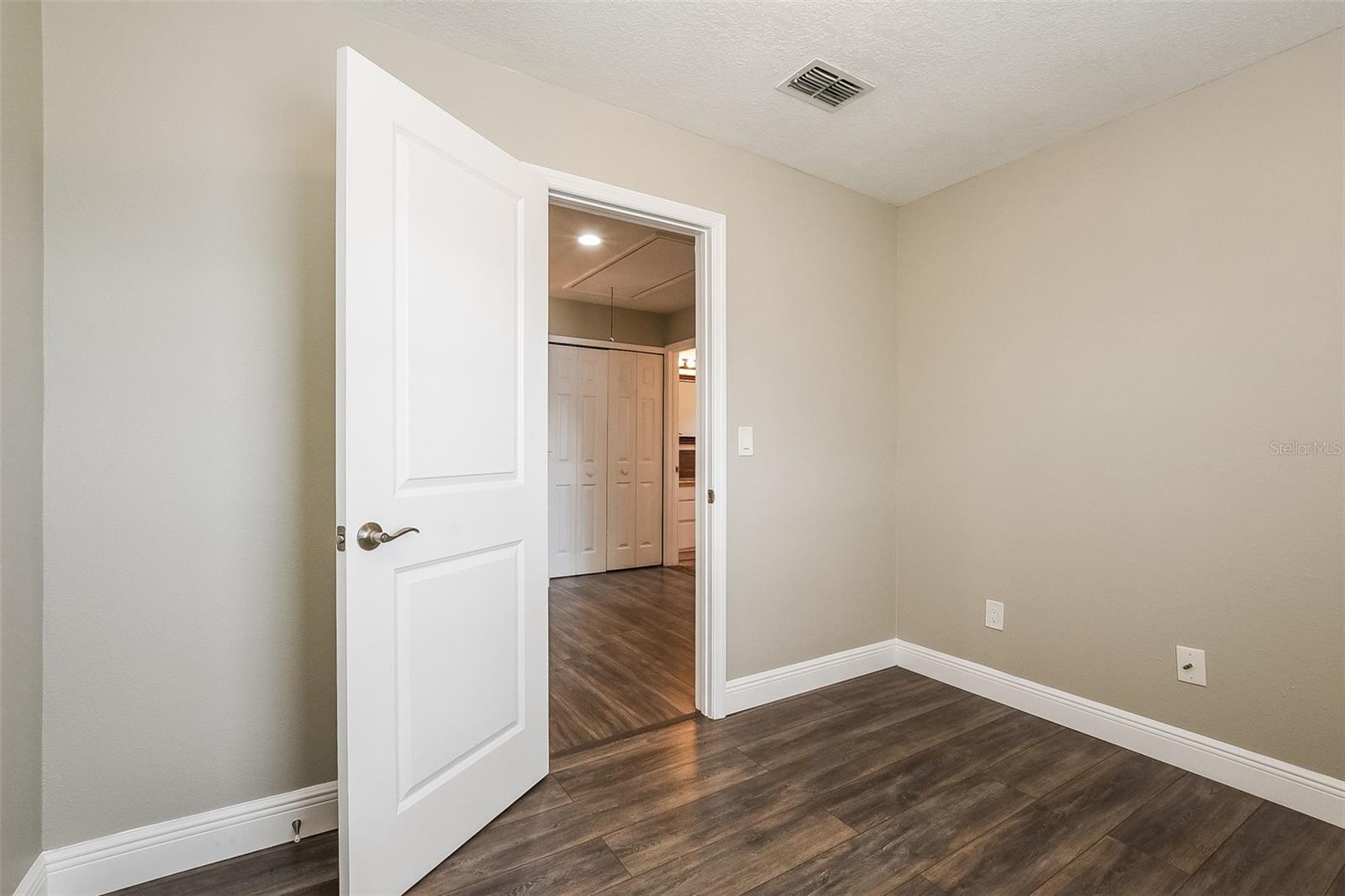 PINES WEKIVA SEC 03 PH 02 TR A - Residential Lease