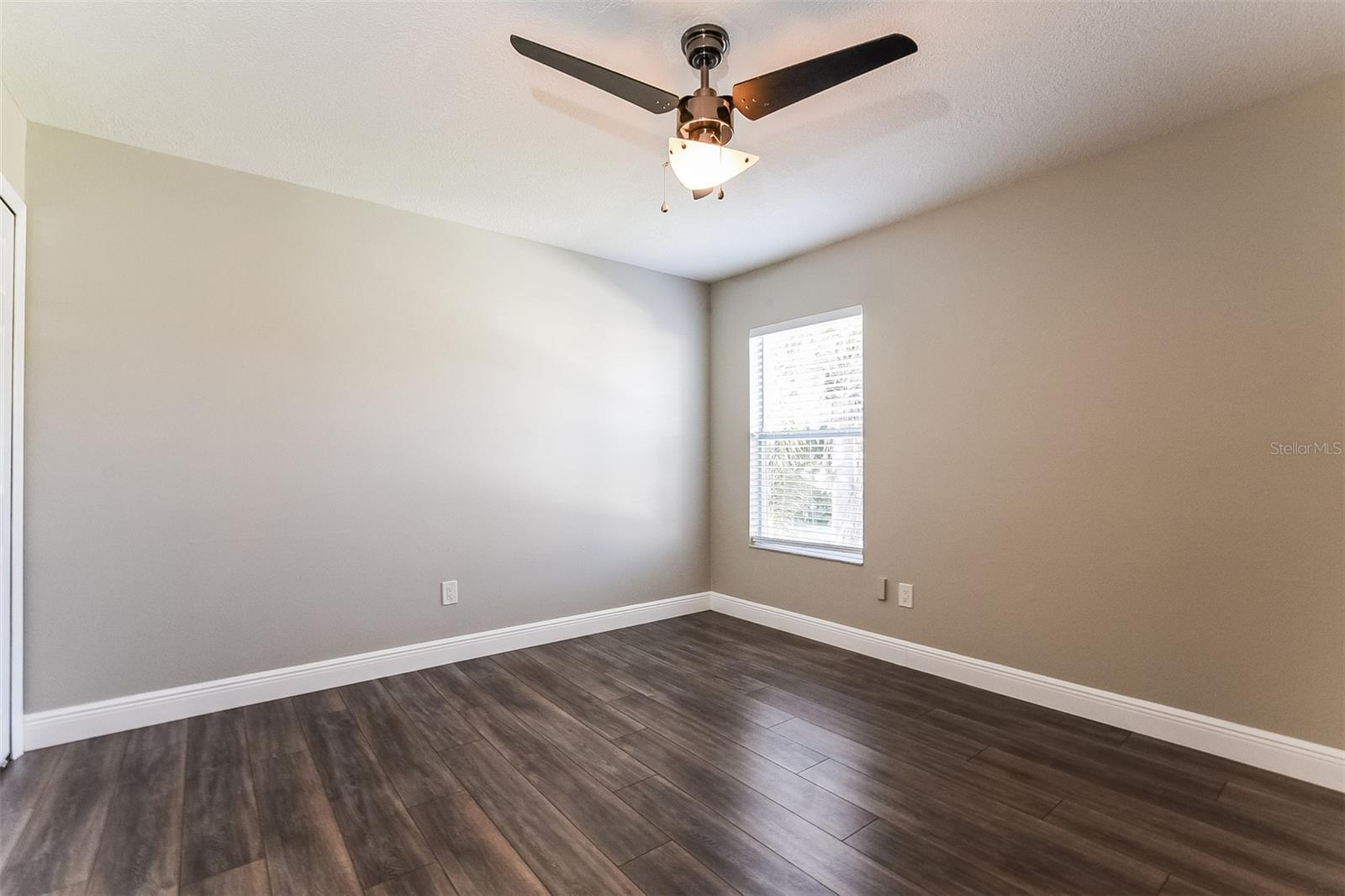 PINES WEKIVA SEC 03 PH 02 TR A - Residential Lease