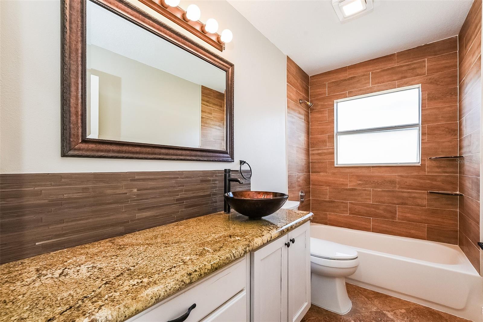 PINES WEKIVA SEC 03 PH 02 TR A - Residential Lease