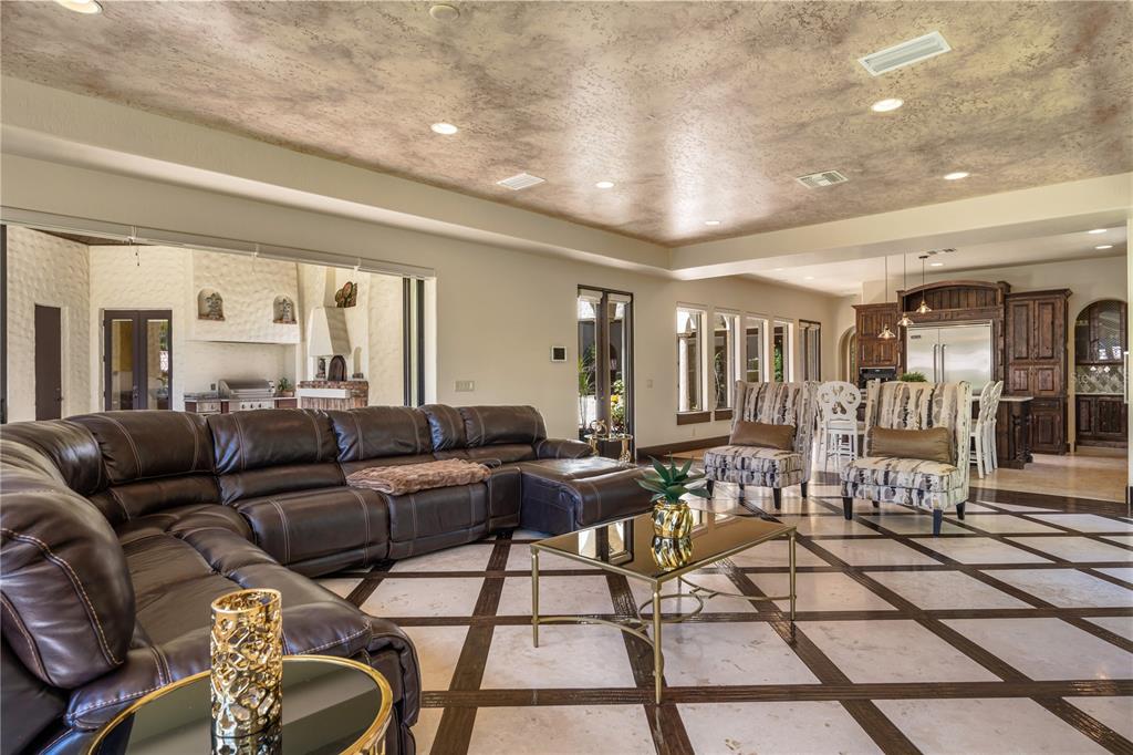 DAVIS SHORES - Residential