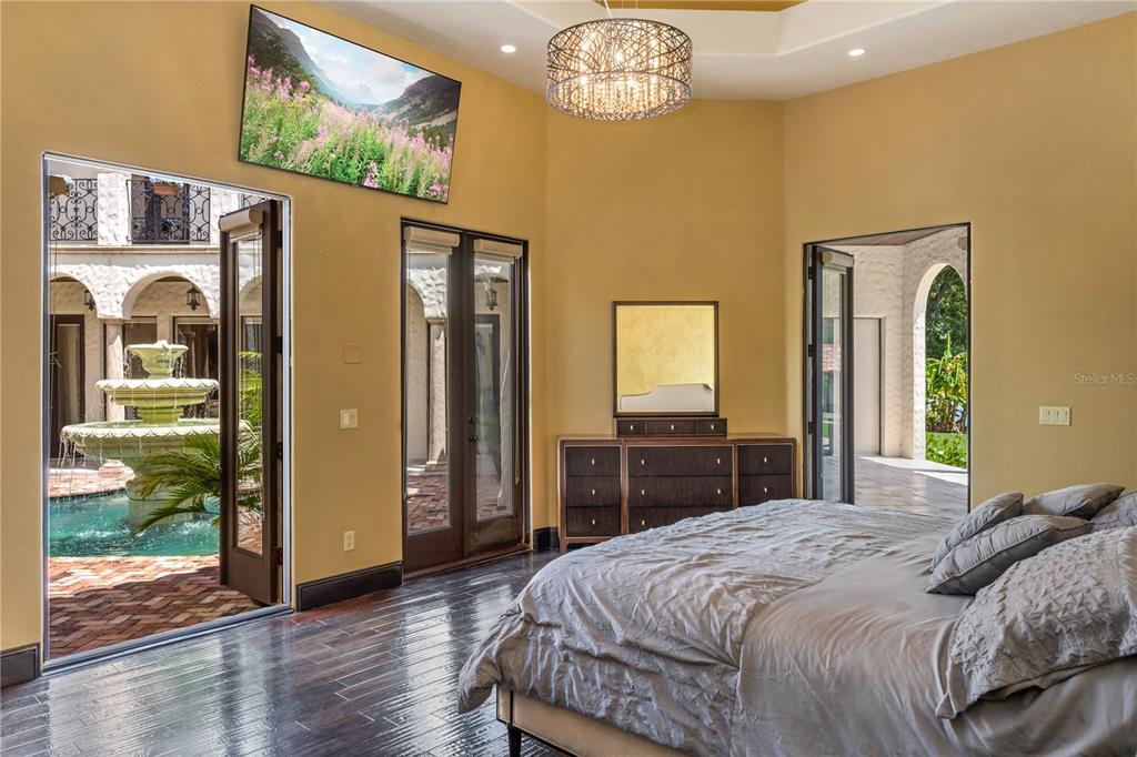 DAVIS SHORES - Residential